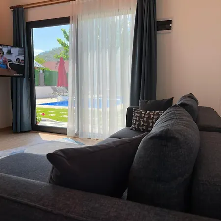 Sea Life Homes Апарт-отель *